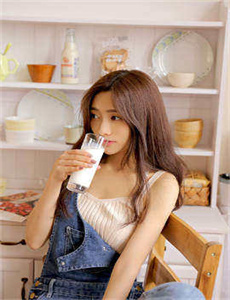 美女与野兽 动画片 2012