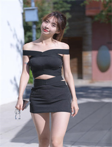 被黑人群JIAN又粗又大